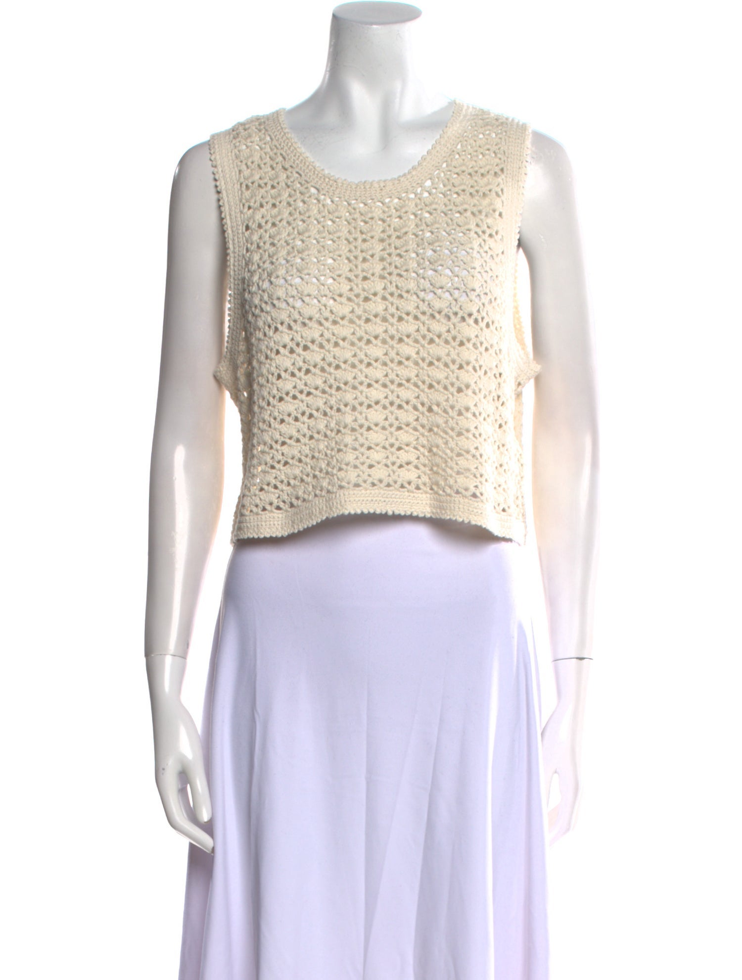 Leset Scoop Neck Sleeveless Crop Top