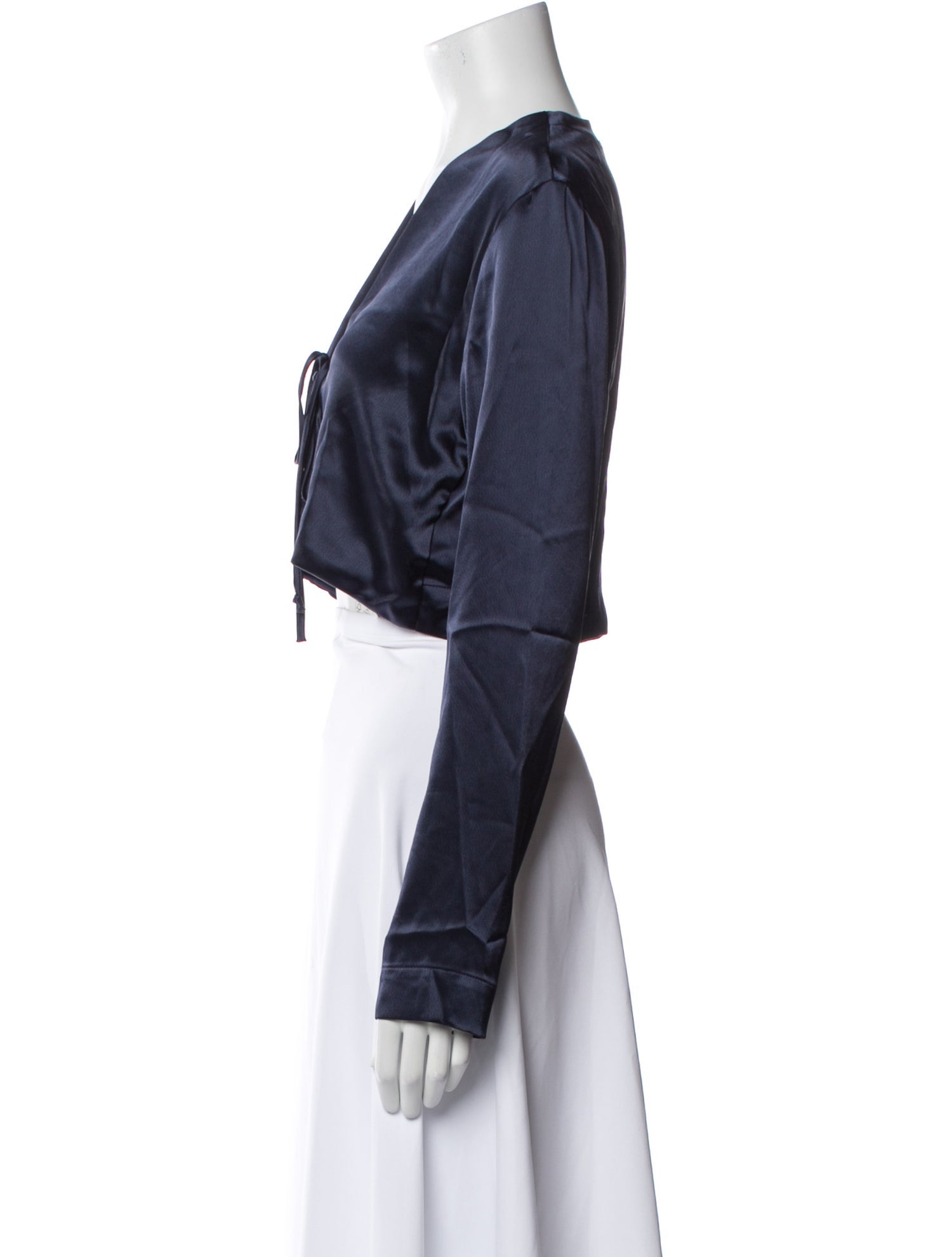 Leset V-Neck Long Sleeve Crop Top