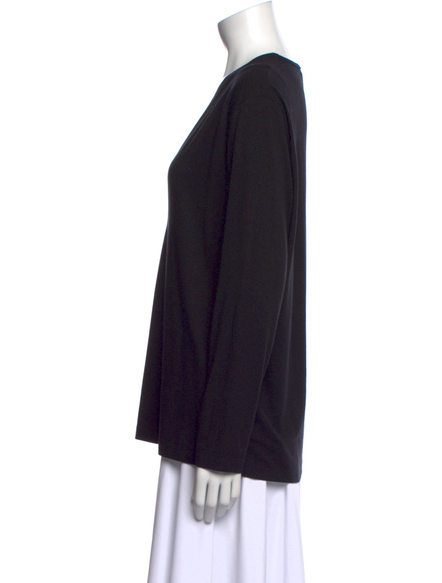 Leset V-Neck Long Sleeve Blouse