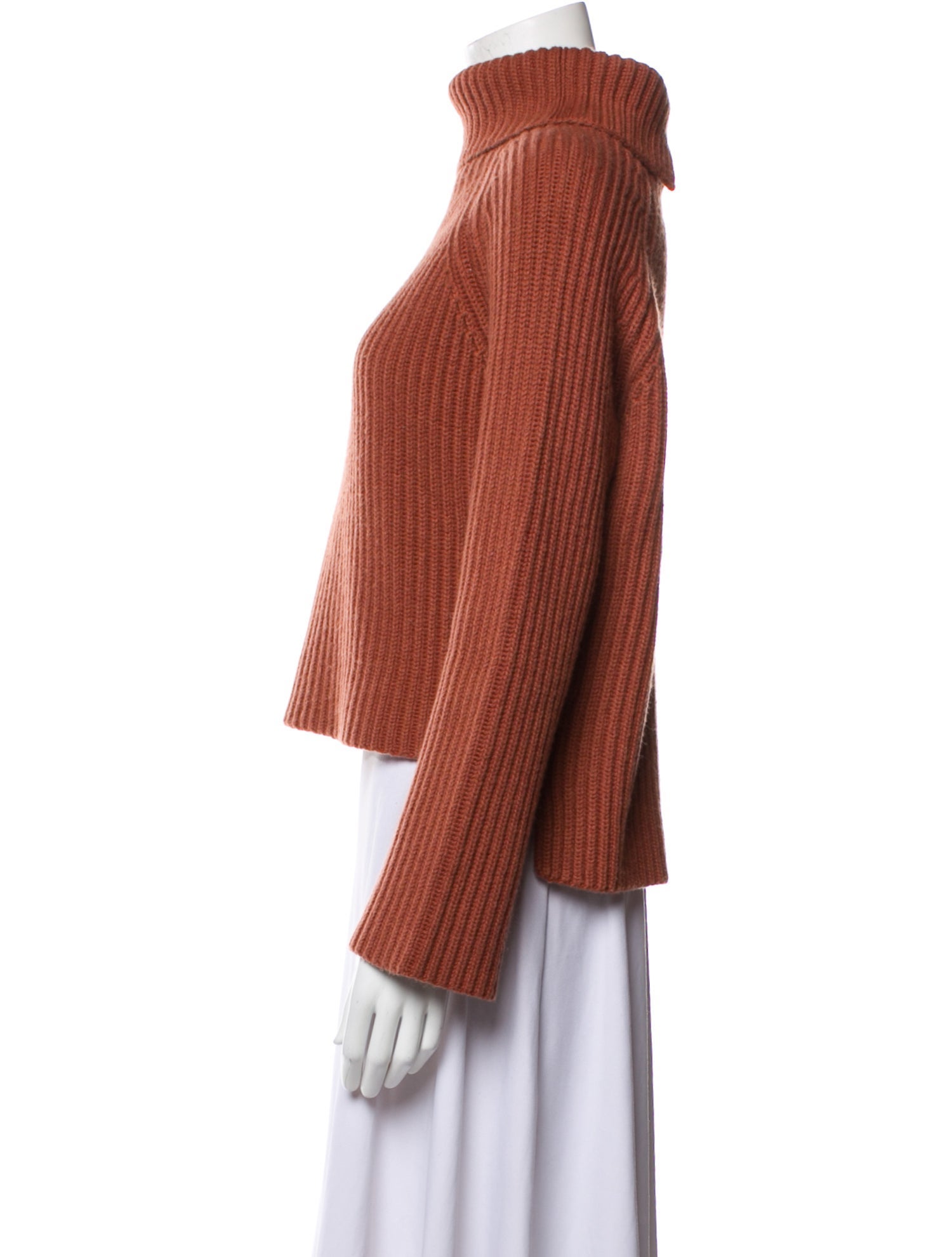 Lewit Cashmere Turtleneck Sweater