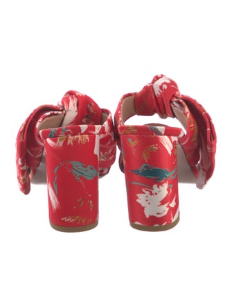 Lewit Floral Print Slides