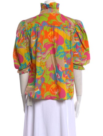 Love the Label Printed Mock Neck Button-Up Top