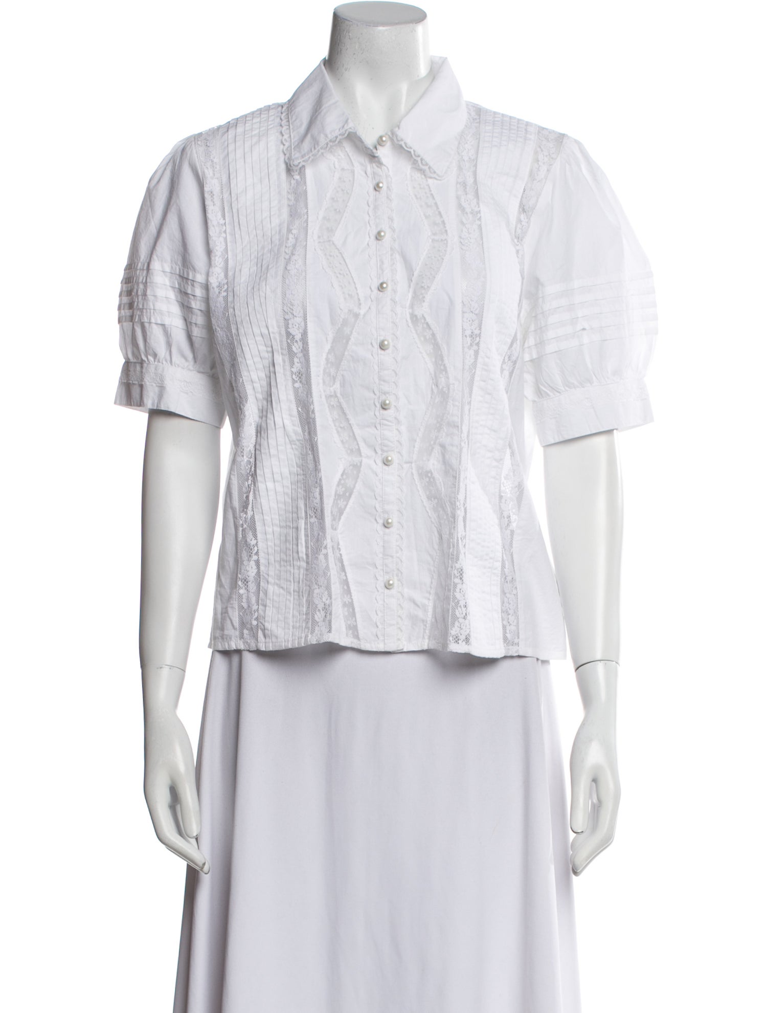 Love the Label Printed Short Sleeve Button-Up Top
