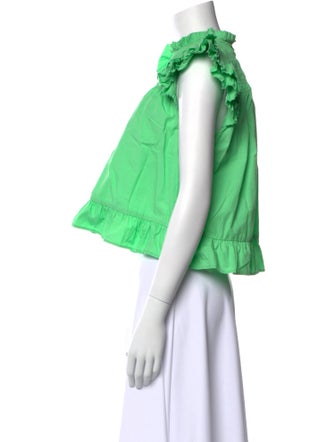 Love the Label Mock Neck Short Sleeve Crop Top