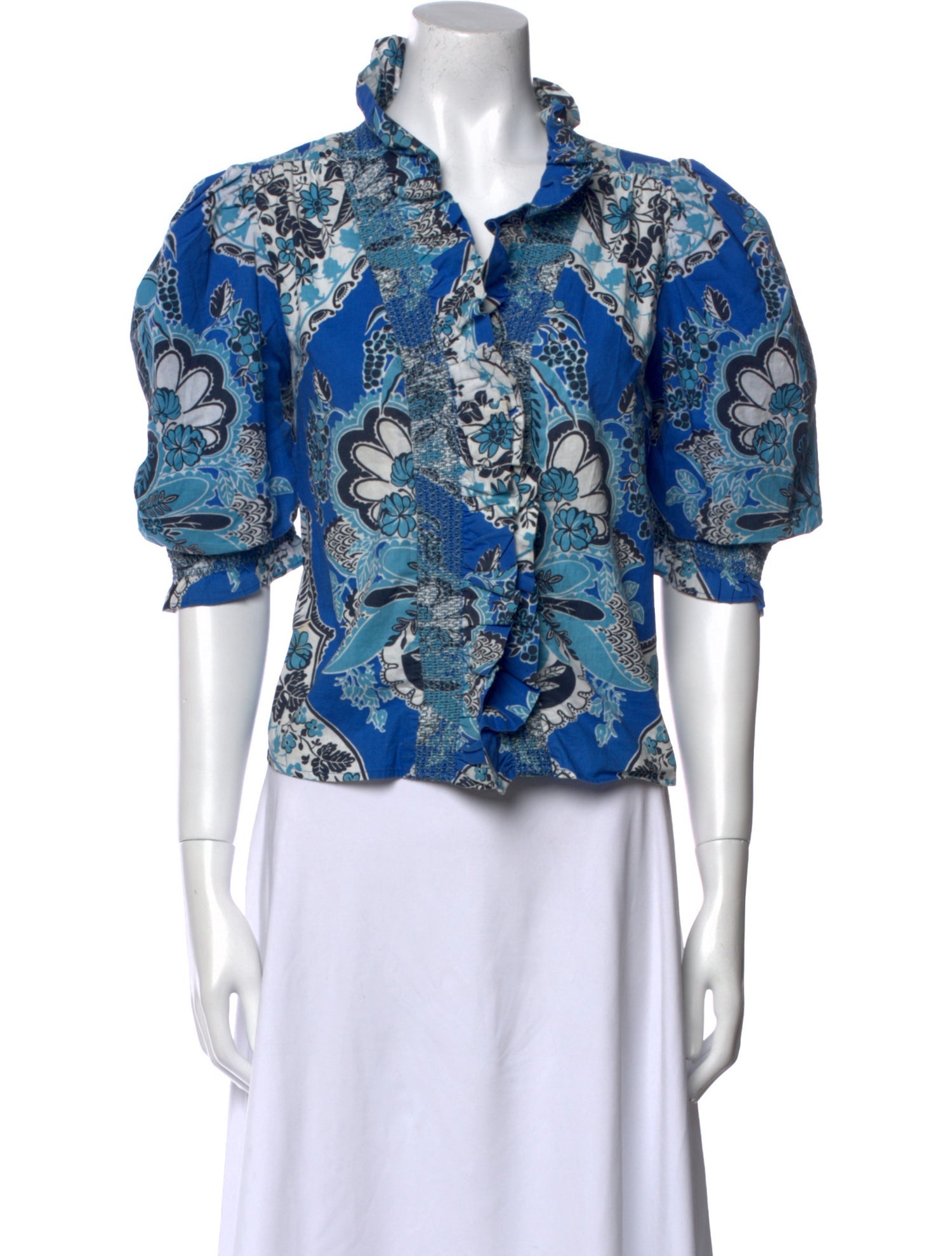 Love the Label Printed Mock Neck Crop Top