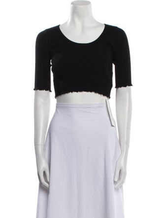 Live The Process Scoop Neck Short Sleeve Crop Top