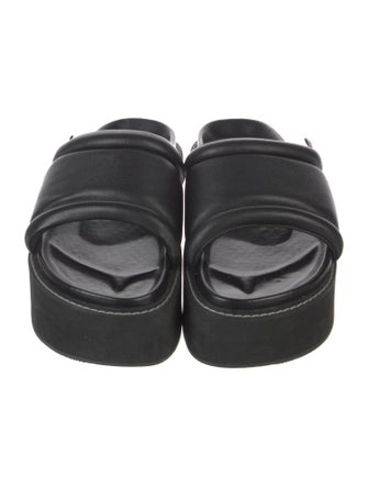 LÄST Leather Slides