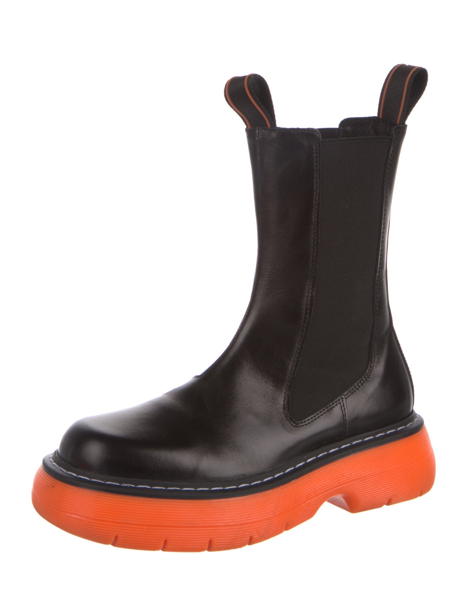 LÄST Leather Chelsea Boots