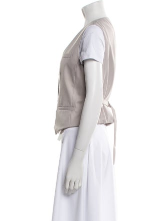 luel studio V-Neck Short Sleeve Crop Top