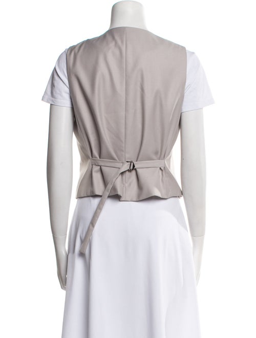 luel studio V-Neck Short Sleeve Crop Top