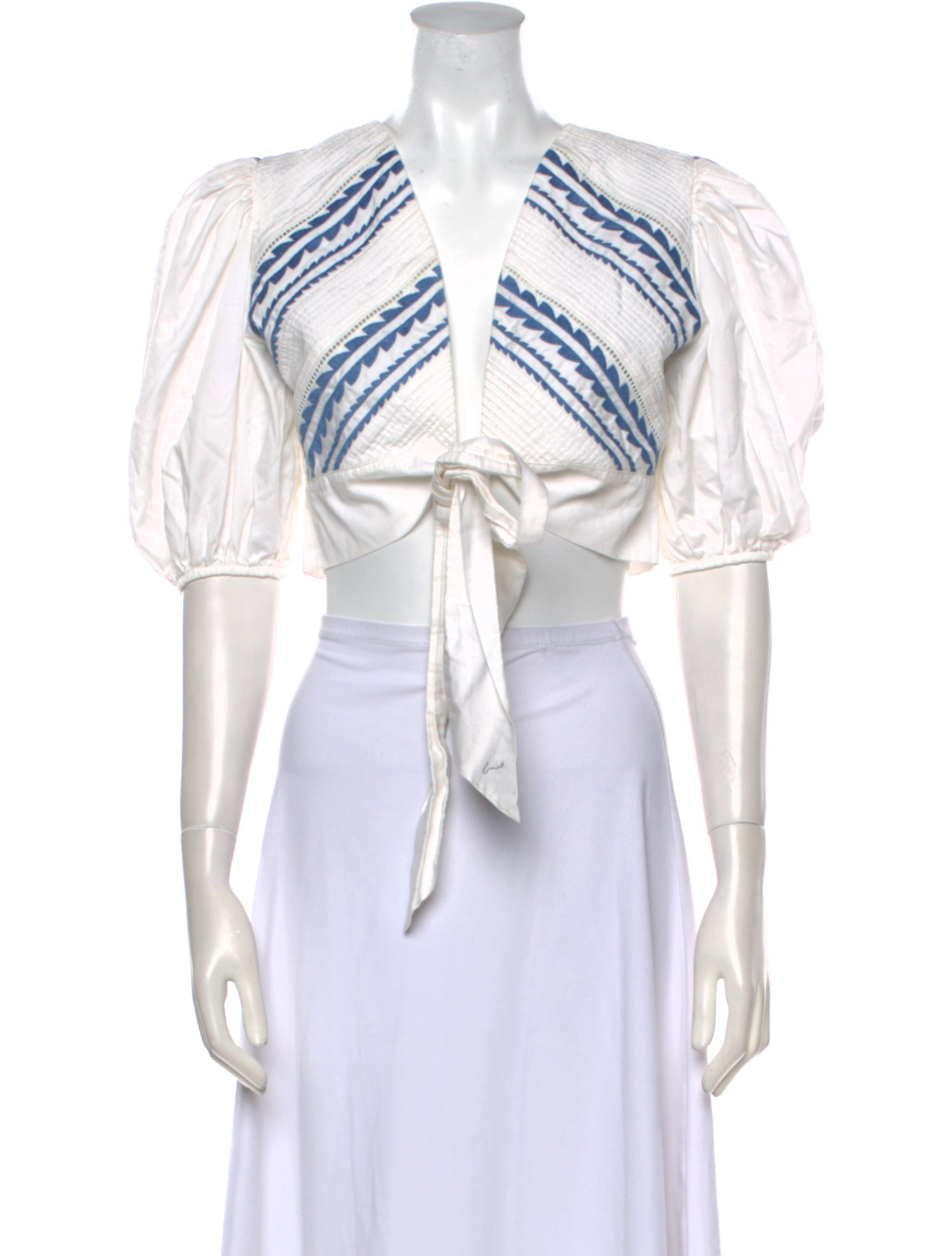 Lug Von Siga V-Neck Three-Quarter Sleeve Crop Top