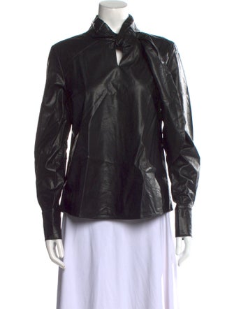 LVIR Long Sleeve Button-Up Top