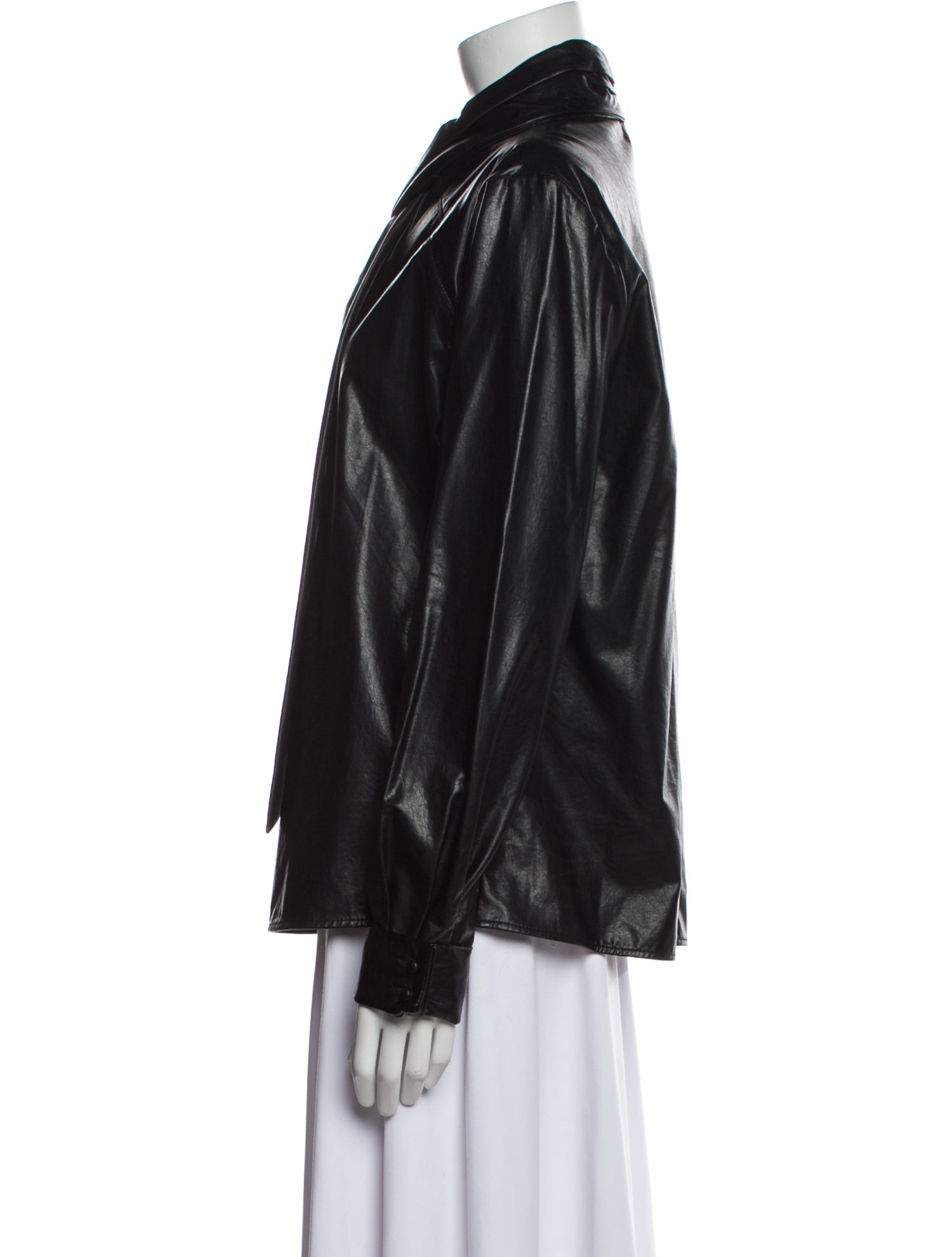 LVIR Mock Neck Long Sleeve Button-Up Top