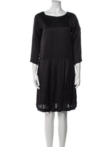 L'Autre Chose Dresses Bateau Neckline Knee-Length Dress US 4 | S