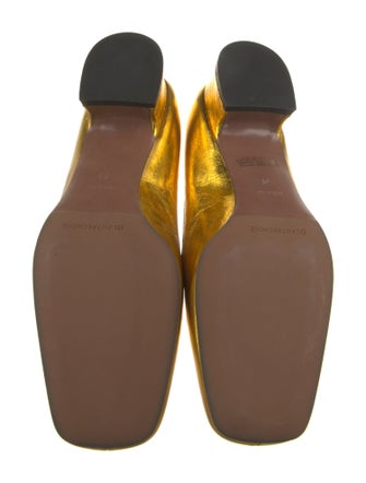 L'Autre Chose Leather Pumps