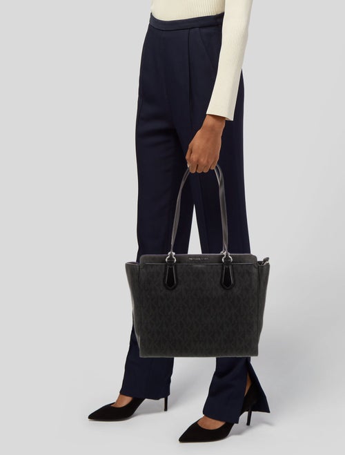 Michael Michael Kors Shoulder Bag