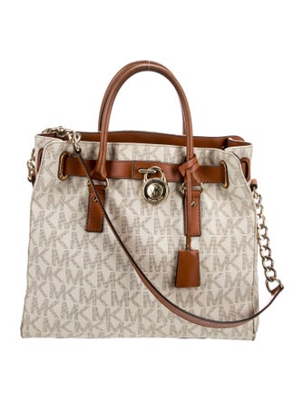 Michael Michael Kors Bucket Bag