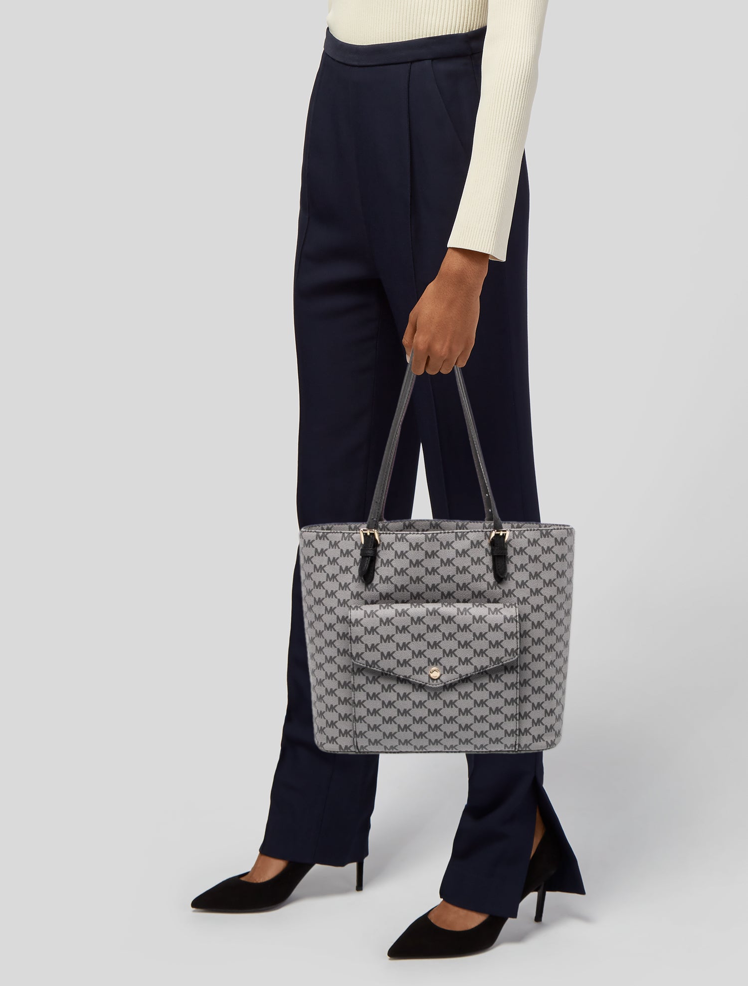 Michael Michael Kors Monogram Tote