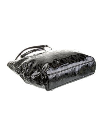 Michael Michael Kors Bucket Bag