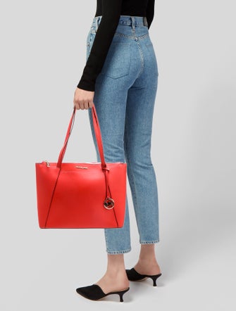 Michael Michael Kors Leather Shoulder Bag