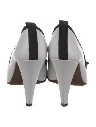 Marc by Marc Jacobs Leather Printed Pumps