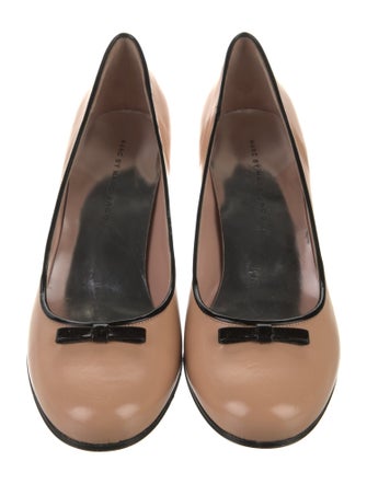 Marc by Marc Jacobs Leather Bow Accents Pumps
