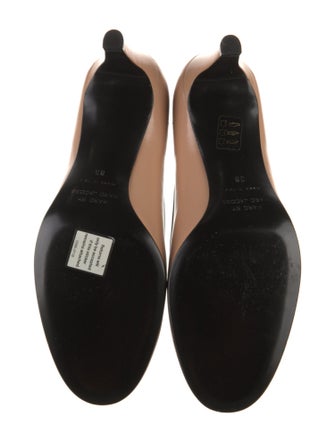 Marc by Marc Jacobs Leather Bow Accents Pumps