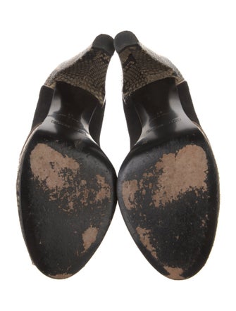 Marc by Marc Jacobs Suede Animal Print Pumps