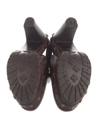 Marc by Marc Jacobs Leather Studded Accents Slingback Pumps