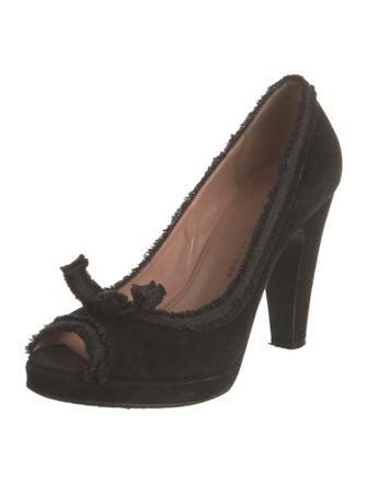 Marc by Marc Jacobs Suede Pumps
