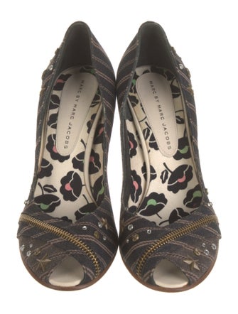 Marc by Marc Jacobs Printed Pumps