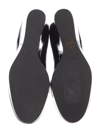 Marc by Marc Jacobs Patent Leather Pumps