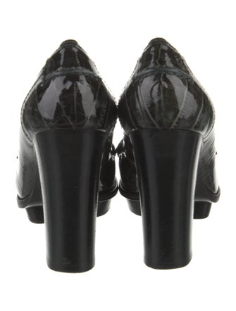 Marc by Marc Jacobs Patent Leather Pumps