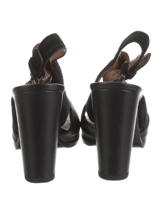 Marc by Marc Jacobs Leather Cutout Accent Slingback Pumps