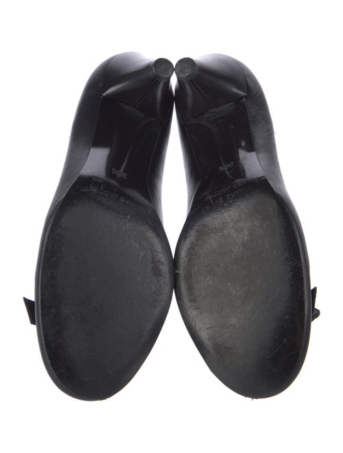 Marc by Marc Jacobs Leather Pumps