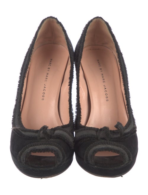 Marc by Marc Jacobs Suede Bow Accents Pumps