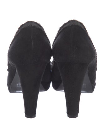 Marc by Marc Jacobs Suede Bow Accents Pumps