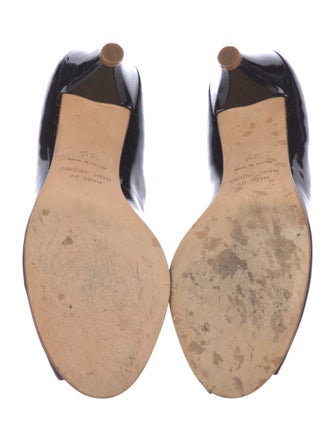 Marc by Marc Jacobs Patent Leather Pumps