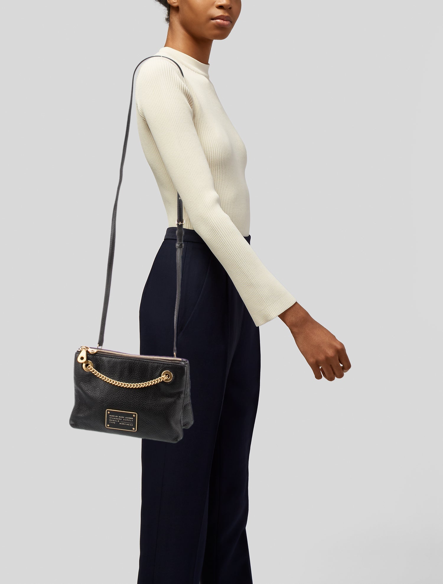 MARC BY MARCJACOBS 新品未使用 Marc by Marc Jacobs Leather Crossbody Bag - Black Crossbody Bags