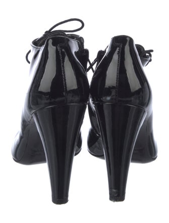 Marc by Marc Jacobs Patent Leather Pumps