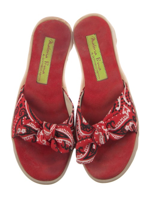 Materia Prima By Goffredo Fantini Printed Slides