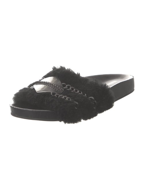 Mara and Mine Fur Chain-Link Accents Slides