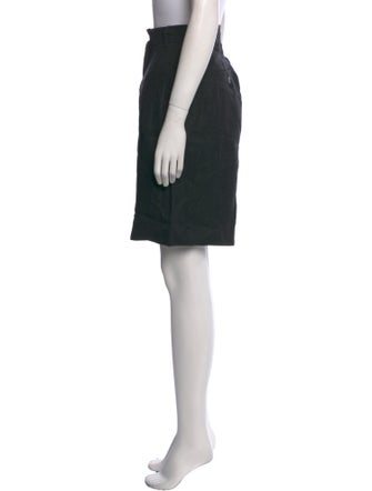 Weekend Max Mara Linen Knee-Length Shorts