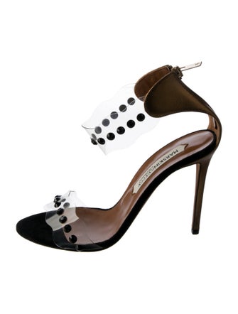 Marskinryyppy Suede Scalloped Accent Sandals