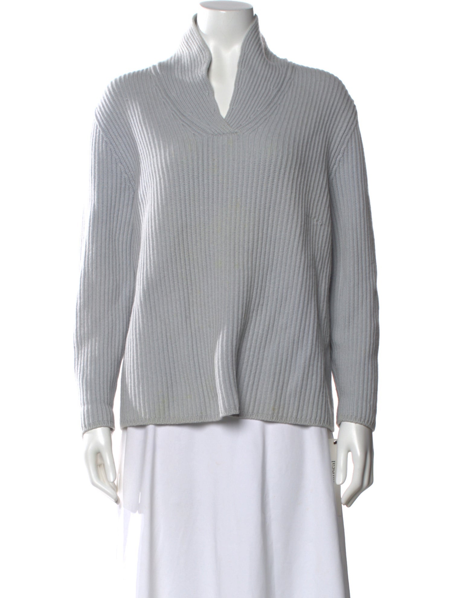 Manrico Cashmere Cashmere V-Neck Sweater