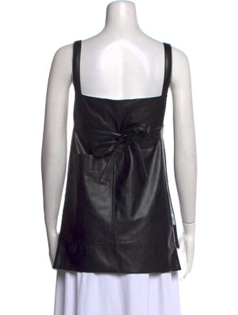 Markoo Square Neckline Sleeveless Top