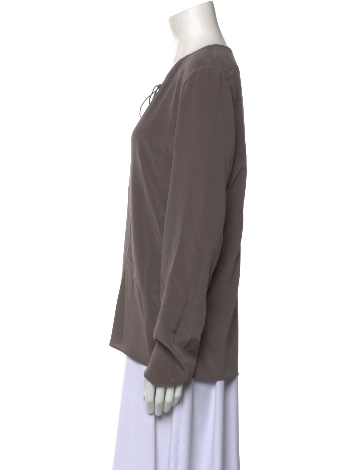 Matteau V-Neck Long Sleeve Blouse