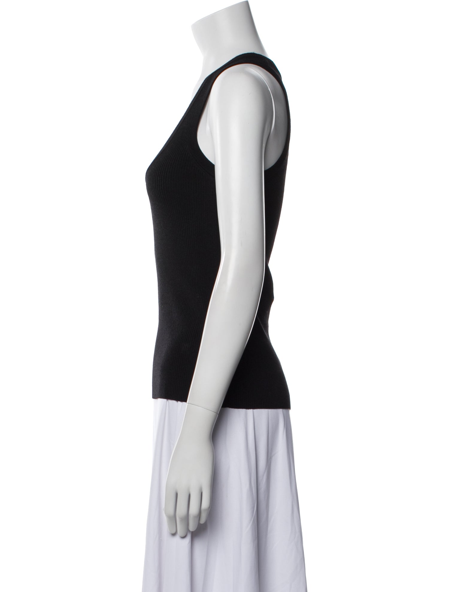 Matteau Scoop Neck Sleeveless Top