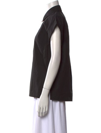 Matteau Short Sleeve Button-Up Top