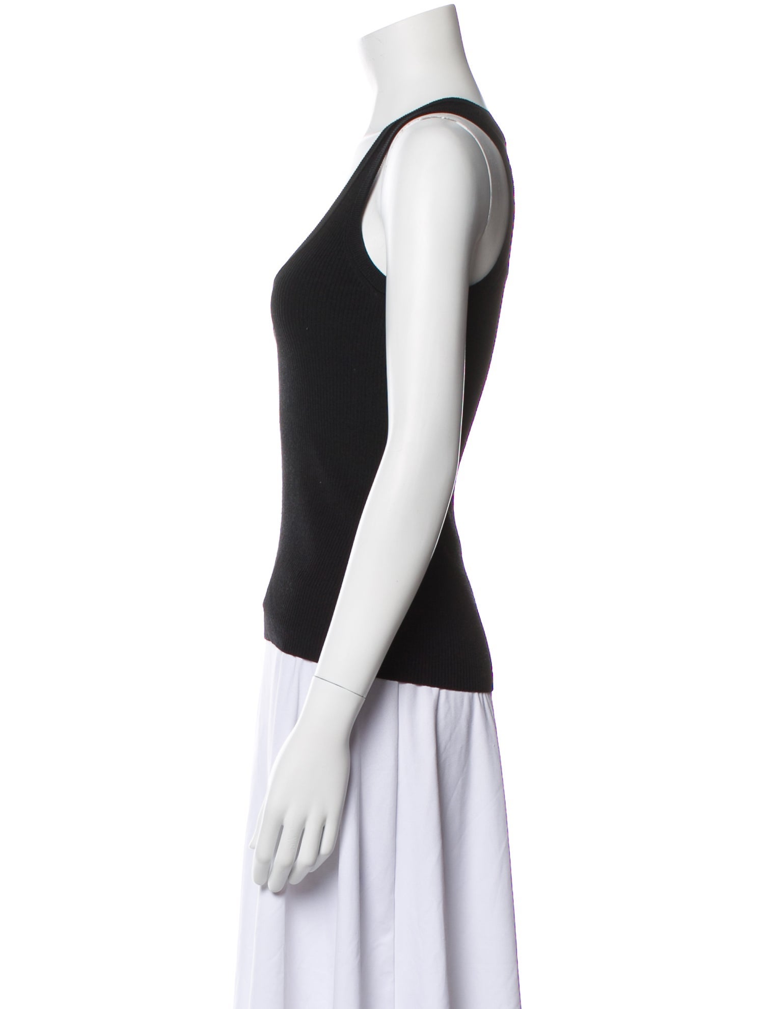 Matteau Scoop Neck Sleeveless Top